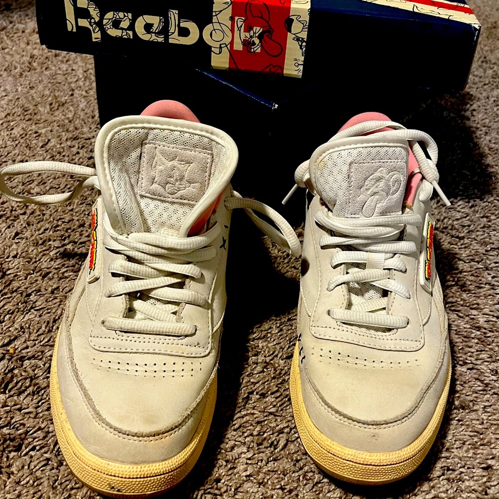 Reebok Club C Revenge. Tom and Jerry Edition. Size 9.